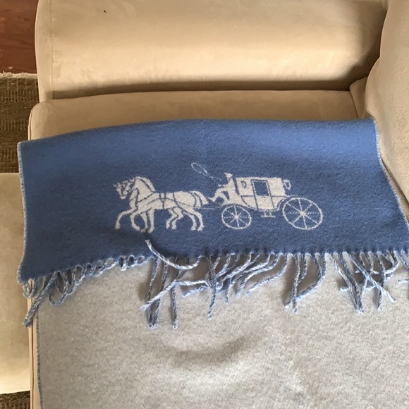 Woman COACH shawl/scarf - Picture 6 of 7